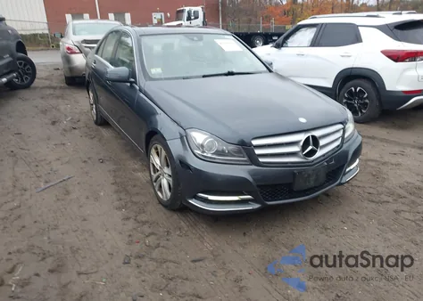 2014 Mercedes-Benz C 300 Luxury 4Matic from USA, damaged, VIN WDDGF8AB8EG190694